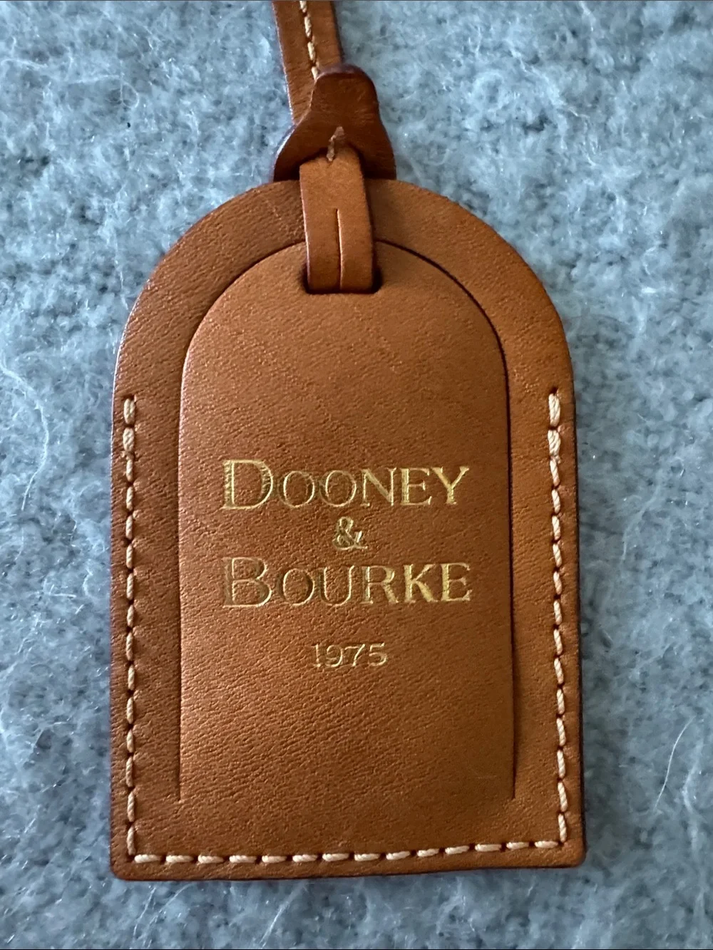 Dooney & Bourke classic dooney